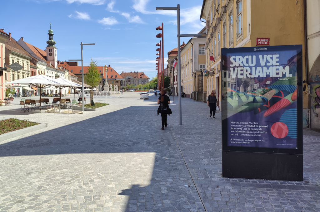Nosilna slika za predstavitev delovnega mesta