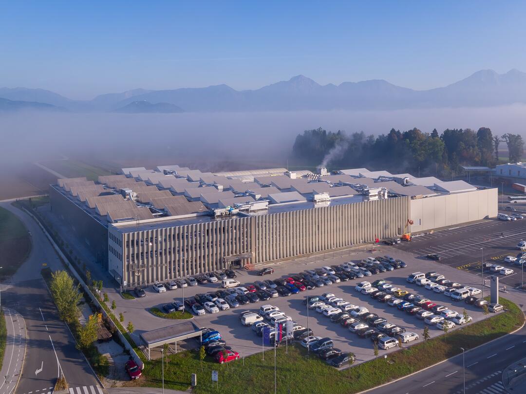 Nosilna slika za predstavitev delovnega mesta