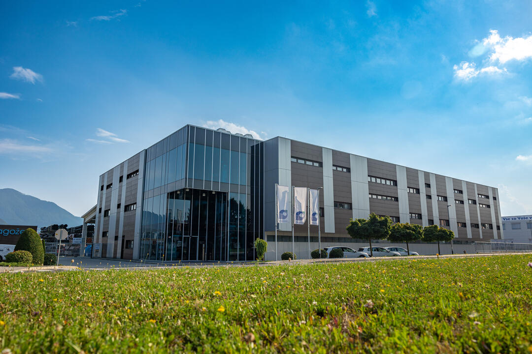 Nosilna slika za predstavitev delovnega mesta