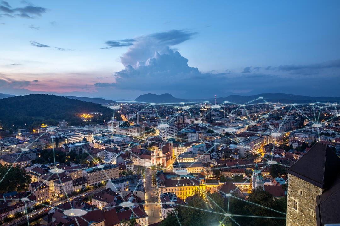 Nosilna slika za predstavitev delovnega mesta