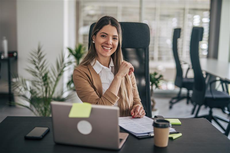 Nosilna slika za predstavitev delovnega mesta